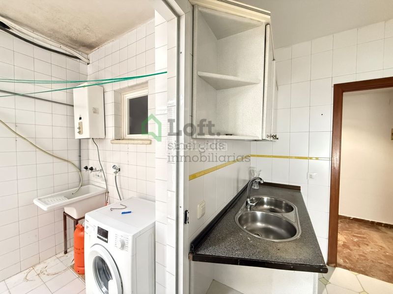 Foto 30442fe6-6105-4bf3-9f1b-1cec3b5a71fc. Pis amb aparcament a Pardaleras Badajoz