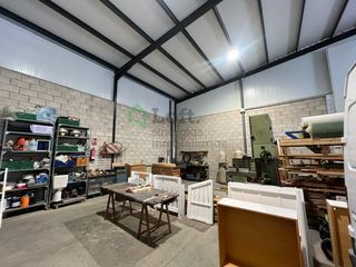 Rent Industrial building in Maria Auxiliadora - Barriada de Llera. Nave industrial en barriada de llera