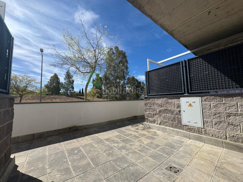 Foto c91b4d9d-54ac-4660-9200-fba793e81c9d. Pis amb calefacció aparcament piscina a Carretera de Sevilla - Los Montitos Badajoz