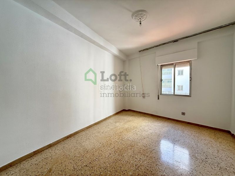 Foto ca0fc7fa-6434-4bcc-82ab-31a92813343e. Pis a San Roque - Ronda Norte Badajoz