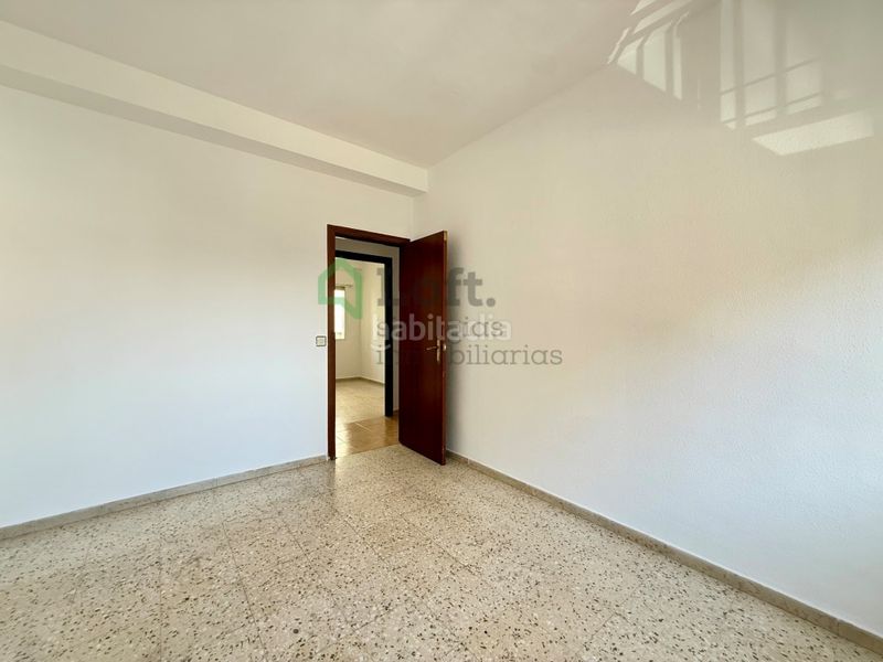 Foto dcd770a3-136b-4029-84fc-5dced63962c0. Pis a San Roque - Ronda Norte Badajoz
