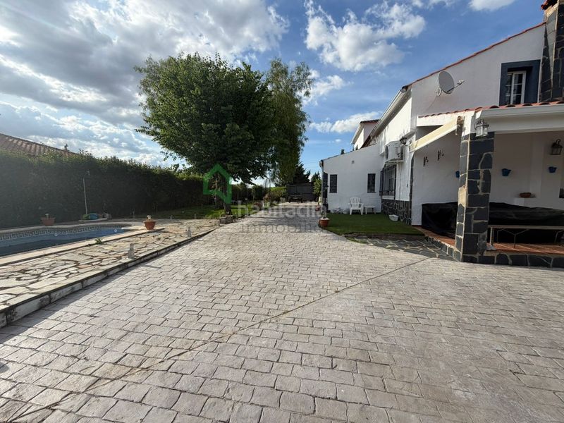 Foto d806f12d-376c-4da3-ad81-0142dcdb9f8b. Xalet amb aparcament piscina a Dehesilla de Calamón - Campomanes Badajoz
