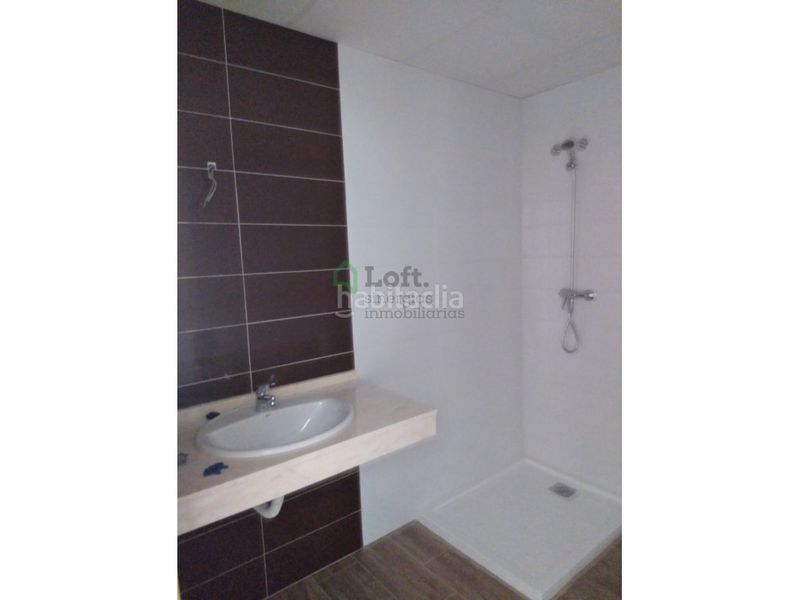 Foto e332a7b1-b9ad-4135-a9d7-f80124b24a56. Casa adossada amb aparcament a pedanías de Badajoz Badajoz