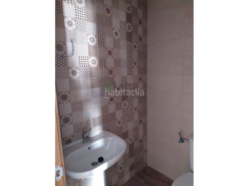 Foto f725a086-9d7b-4817-9103-41ef9c40fb04. Casa adossada amb aparcament a pedanías de Badajoz Badajoz