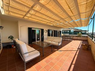 Rent Penthouse in Las Vaguadas. Ático con piscina comunitaria en las vaguadas