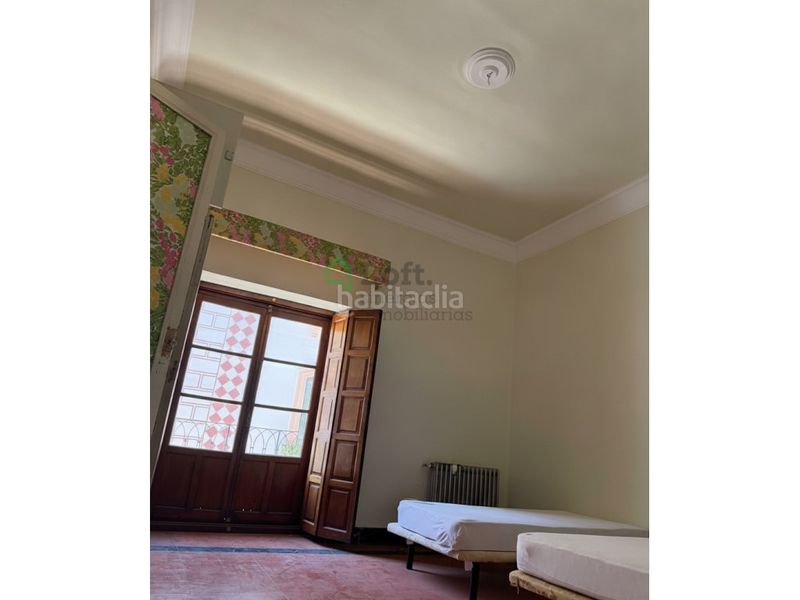 Foto f73b3b41-2a27-4385-bc4e-7bf30cecdf93. Pis a Casco Antiguo Badajoz