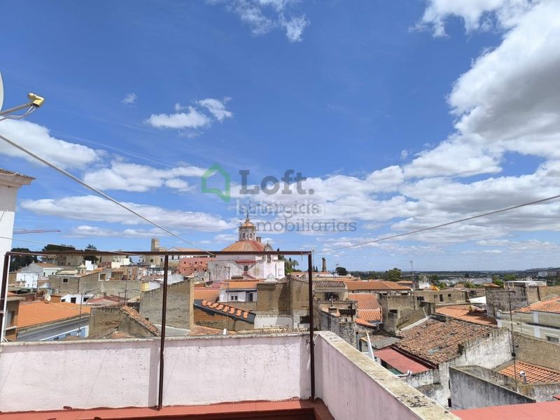 Foto 40a864a2-eac2-4169-b55b-f7e6f8b98531. Àtic a Casco Antiguo Badajoz