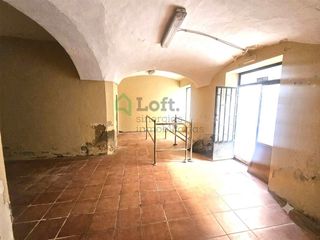 Casa a Casco Antiguo. Vivienda casco antiguo amplia con posibilidad de hacer dos vivie
