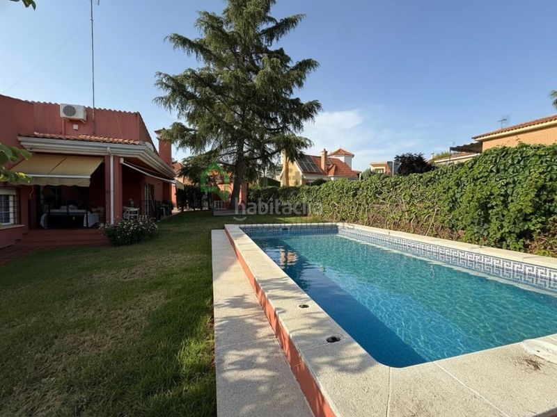 Foto 72e131ef-456a-4a0e-bab2-e511b731ed66. Xalet amb aparcament piscina a Las Vaguadas Badajoz