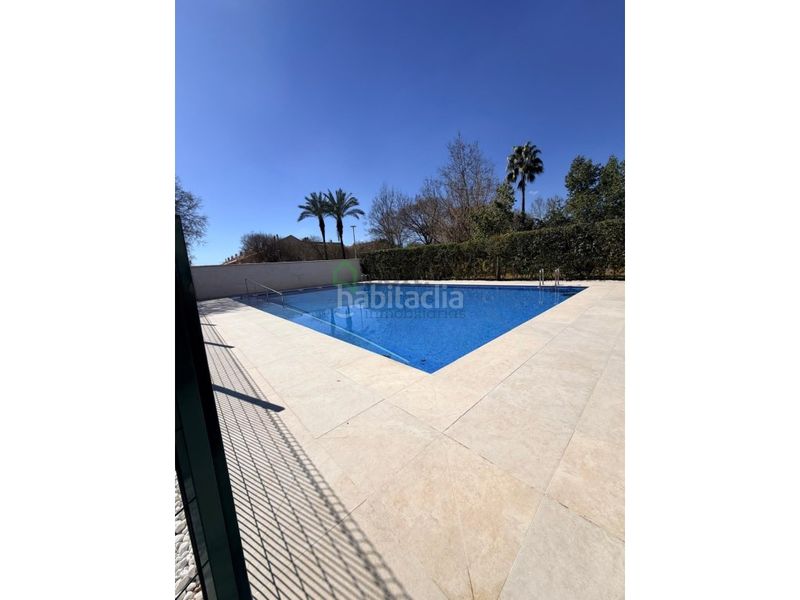 Foto 59ce8d56-5c22-4113-aed5-9015e0bb0782. Dúplex amb calefacció aparcament piscina a Valdepasillas - La Paz - Huerta Rosales Badajoz
