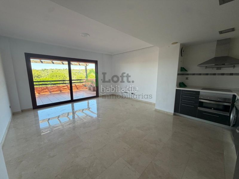 Foto 39673c70-66f4-4753-a7ba-b486736fa6f0. Apartament amb aparcament a Casares golf - Casares del sol Casares