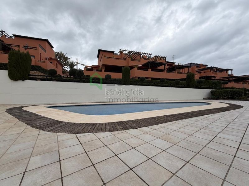 Foto a0e960ef-980b-483b-a343-0926176e27af. Apartament amb aparcament a Casares golf - Casares del sol Casares