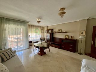 Miete Etagenwohnung in Valdepasillas - La Paz - Huerta Rosales. Piso amueblado con garaje opcional en valdepasillas