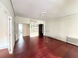 Location Appartement à Santa Marina. Amplio piso en alquiler próximo al corte inglés