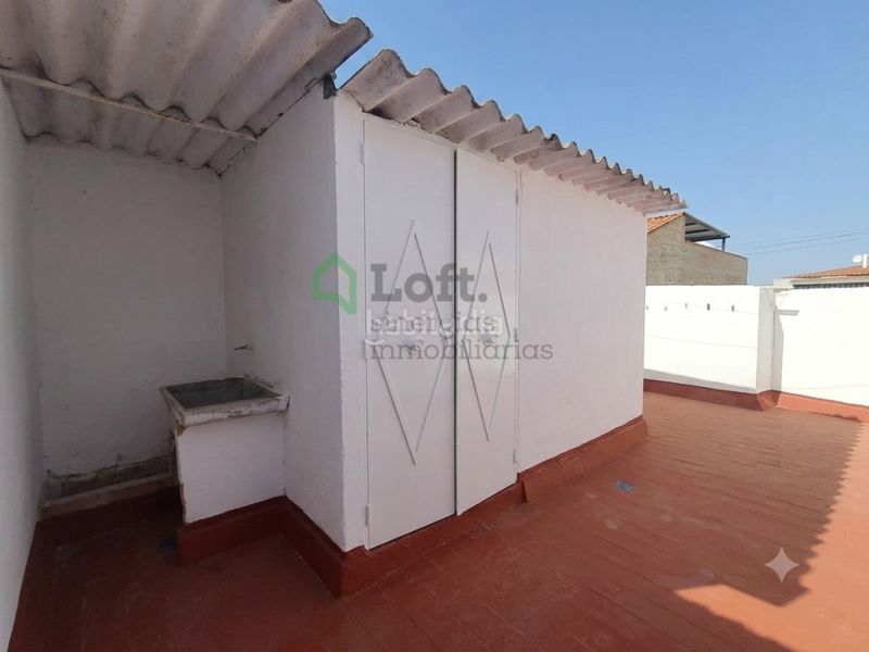 Foto d61c11e6-4dae-4e1b-b142-f88e619dfdf0. Casa a Carretera de Sevilla - Los Montitos Badajoz