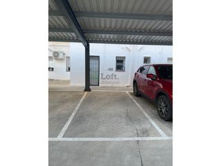 Lloguer Aparcament cotxe a Pardaleras. Plaza de garaje en alquiler en pardaleras