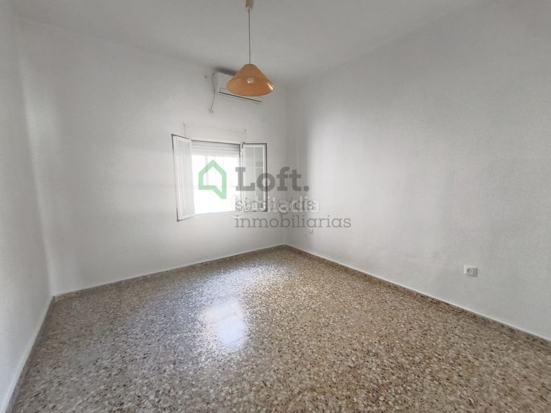 Foto a488cc2a-755c-48b4-843c-a590971514a7. Pis a San Roque - Ronda Norte Badajoz