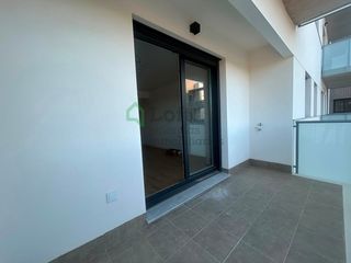 Lloguer Apartament a Avenida Elvas. Apartamento a estrenar con terraza, piscina garaje y trastero ce