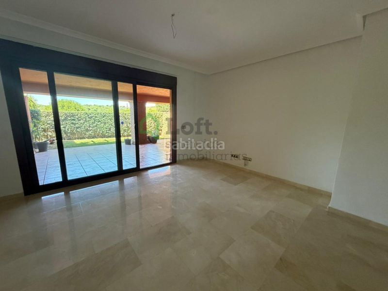 Foto 133a812f-2d44-40f0-ac27-19414c6f9f92. Apartament amb aparcament a Casares golf - Casares del sol Casares