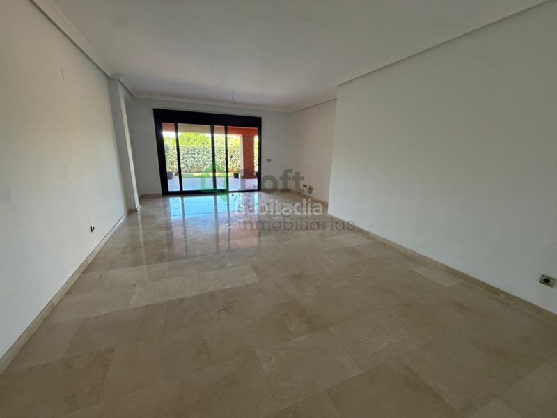 Foto 1c993303-b446-4932-b427-07d0bdc17ecf. Apartament amb aparcament a Casares golf - Casares del sol Casares