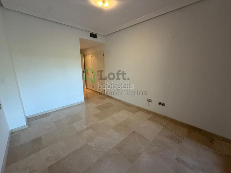 Foto 27d424b3-1e6b-45ea-a43a-70f877d48379. Apartament amb aparcament a Casares golf - Casares del sol Casares