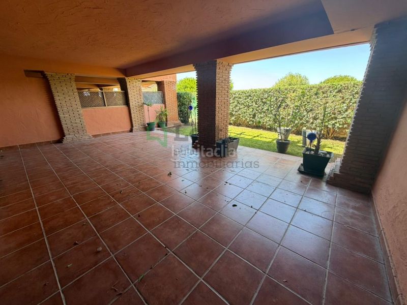 Foto 7565e3a0-c1c9-4b55-a1e7-76df0fa84207. Apartament amb aparcament a Casares golf - Casares del sol Casares