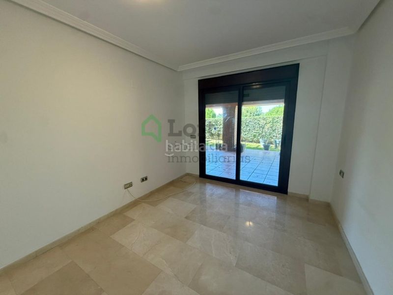 Foto 7e88fa93-0e64-4ae4-b597-d3f0323efe8b. Apartament amb aparcament a Casares golf - Casares del sol Casares