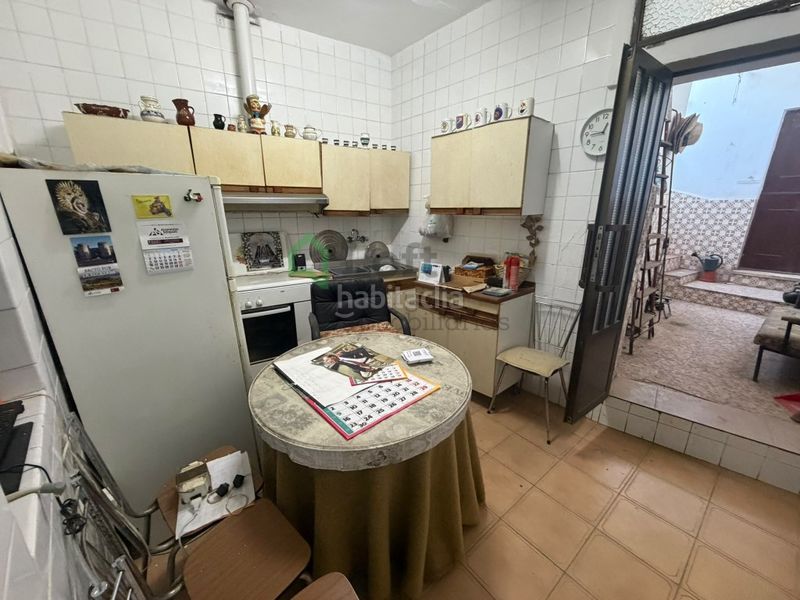Foto aff51a3c-a2f3-4ee0-b039-e233de65fcee. Casa a La Estación Badajoz