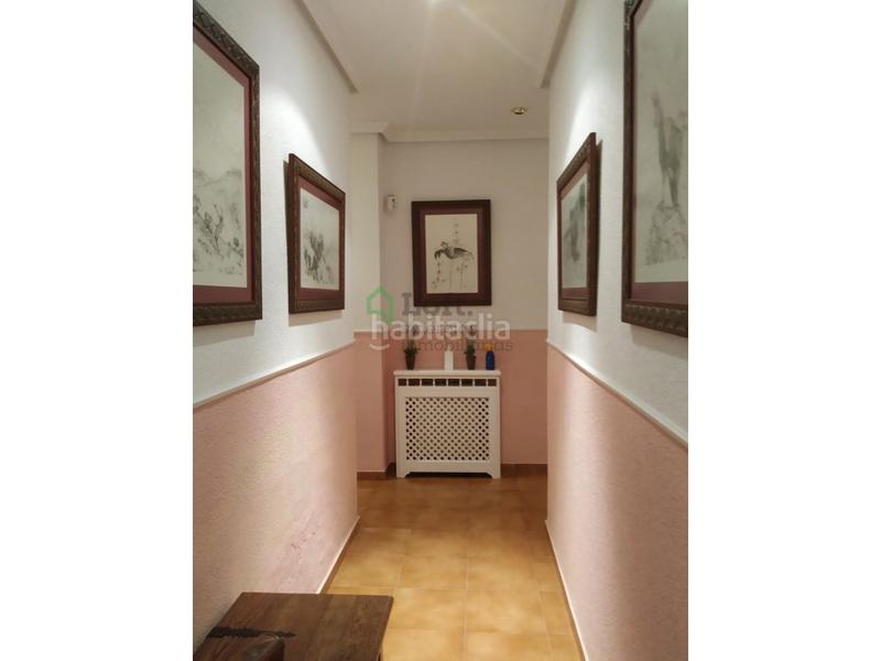 Foto 8dcc512d-ad45-46f8-bfb7-4fb40036601d. Chalet  con piscina privada en carretera de sevilla en Badajoz