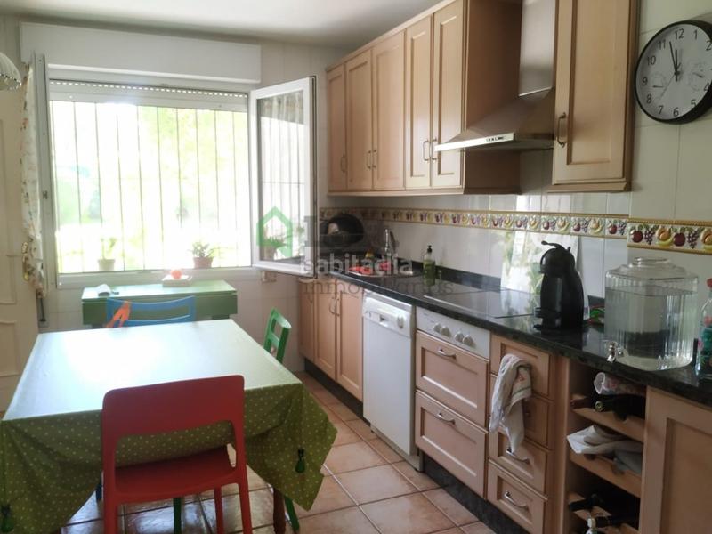 Foto a62e521a-f7e6-41eb-9c24-85c5cb8d214b. Chalet  con piscina privada en carretera de sevilla en Badajoz