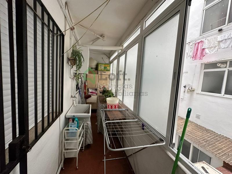 Foto 9a29cb7f-d131-4fa5-b458-e9c5023328e0. Piso  de 4 dormitorios en plaza de los alféreces en Badajoz