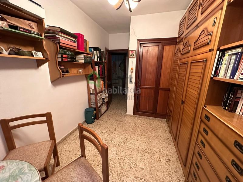 Foto f9a07e10-2a81-4f7f-82b7-c86d0ea980ef. Piso  de 4 dormitorios en plaza de los alféreces en Badajoz