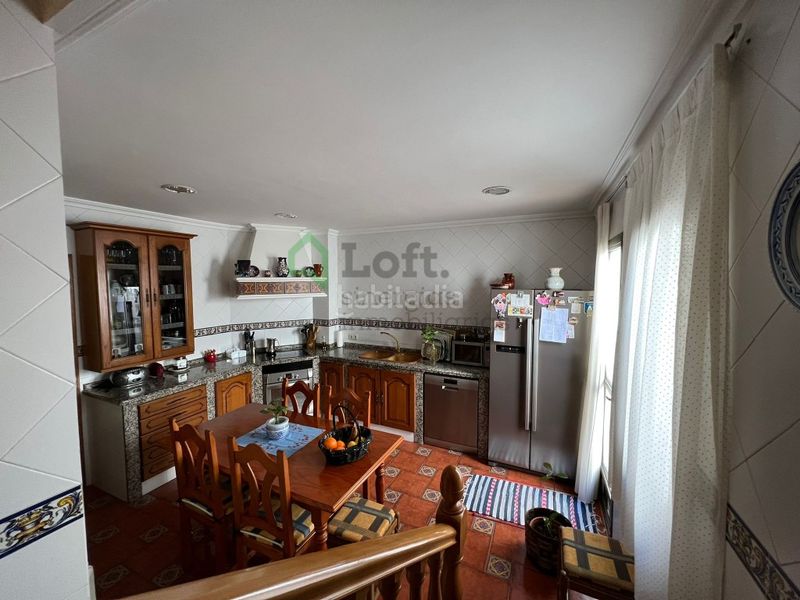 Foto 50df3188-0d92-43fd-ba15-553b55bb8e6d. Edifici a Maria Auxiliadora - Barriada de Llera Badajoz