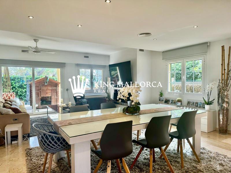 Foto f38cb655-b509-45e0-8828-a6c367583108. Affitto casa a schiera con piscina in Palmanova Calvià