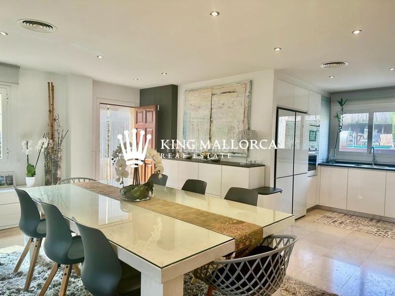 Foto 27a1540c-8c2a-49b8-811a-a61e15c10fe0. Rent semi detached house with pool in Palmanova Calvià