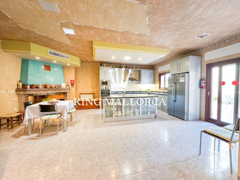 Foto 9c752766-0701-4189-ace8-79910a7e4320. Chalet con riscaldamento piscina in Centro Inca