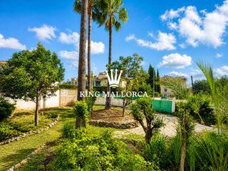 Casa en La Bonanova. Oportunidad única de inversión en la bonanova  parcela  de 627m2