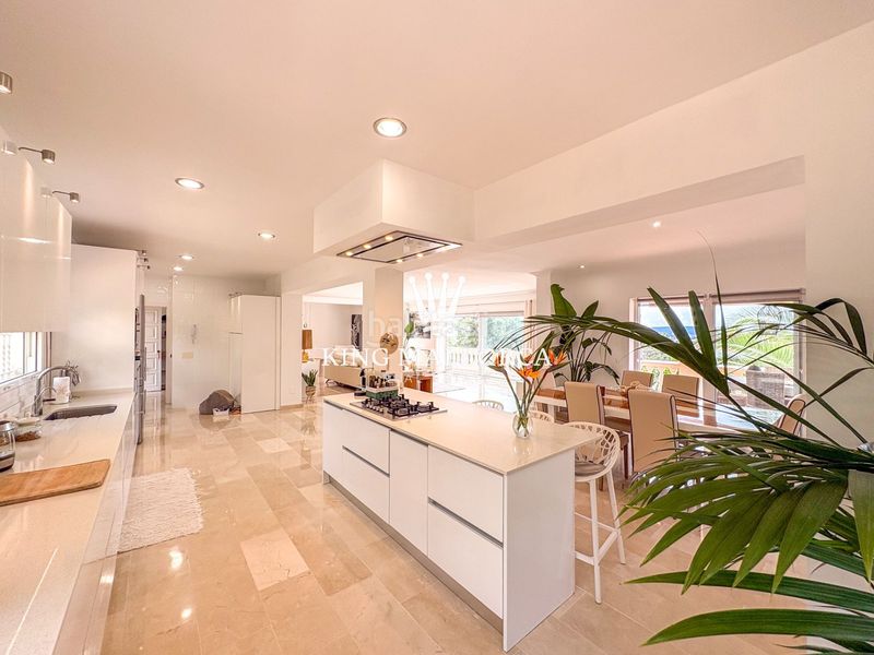 Foto 31729657-bdb6-4efb-9389-fbb53fdb1e3b. Xalet amb calefacció aparcament piscina a Costa d´en Blanes Calvià