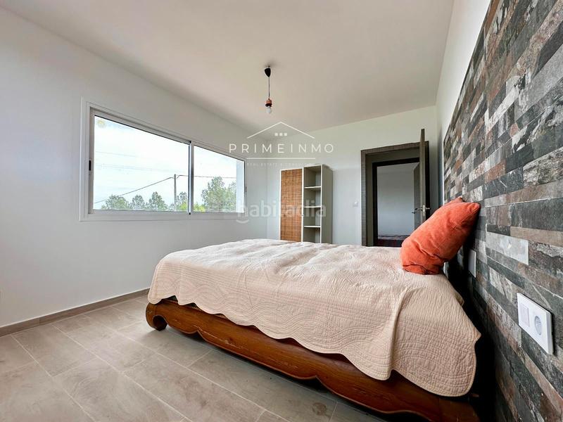 Foto f16683ea-b8a1-4eb0-a972-c011a1a20300. Masia amb calefacció a Perelló (El)