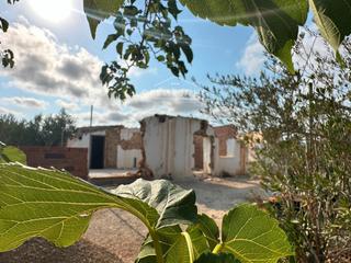 Terreny residencial a Ampolla (L´). En lampolla
