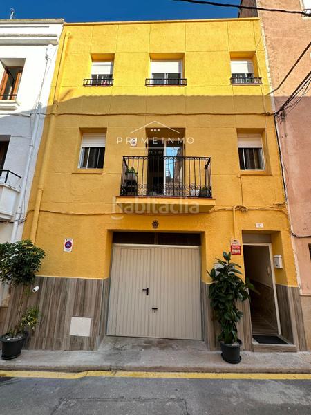 Foto c9168175-87fe-4bd3-98f1-2b1f34b2c073. Casa adosada en el perelló en Perelló (El)