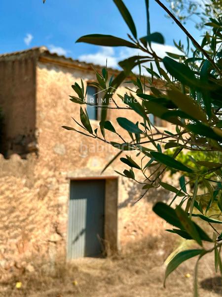 Foto 13d5f186-3eef-4da2-a931-041a02ddf63a. Masia a Perelló (El)