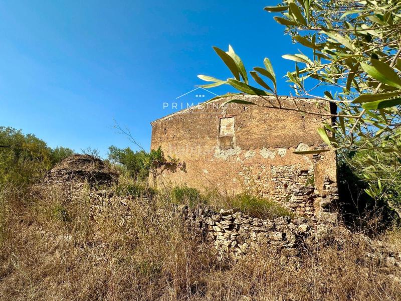 Foto 1c93d330-5703-4715-a11c-ec5fa0995127. Masia a Perelló (El)