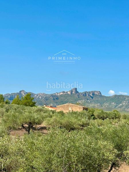 Foto a597d9fb-a1ca-486d-ba20-12ca41a003ba. Masia a Perelló (El)