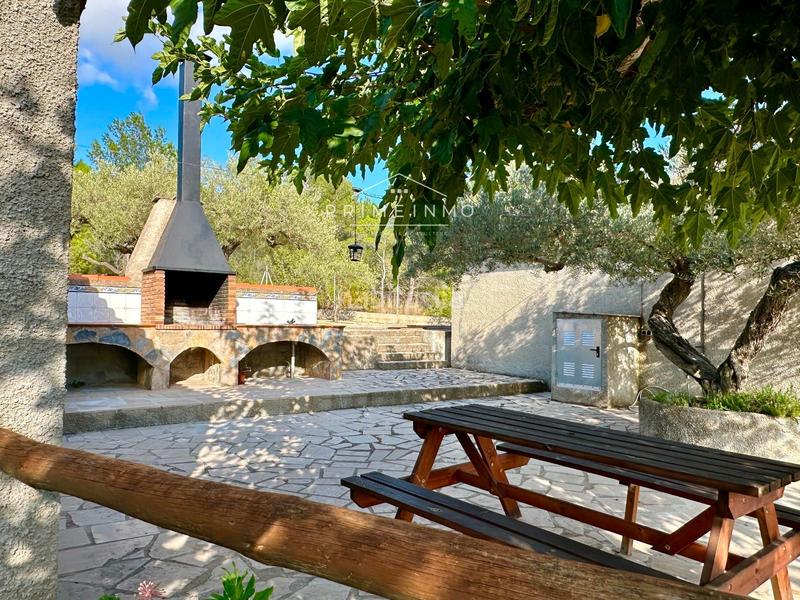 Foto 76016dd7-8e30-4b7d-b5a6-8e109ce330d2. Masia amb aparcament piscina a Perelló (El)