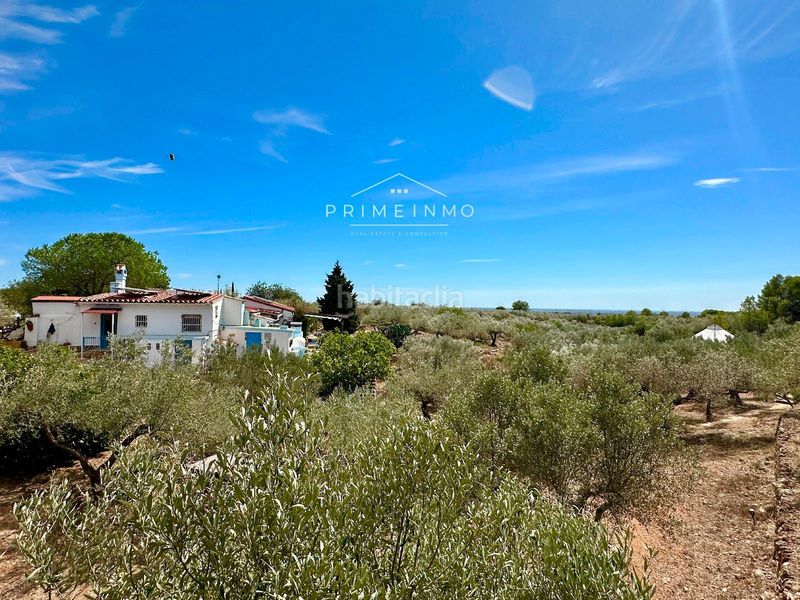 Foto 29235385-f9b0-4c18-81b7-1fe048672ec7. Masia amb calefacció a Ampolla (L´)