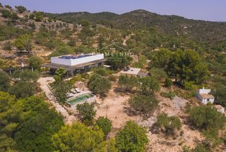 Masia a Urbanitzacions. En tortosa