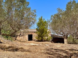 Country house in Roques Daurades-L�Estany. En lametlla de mar