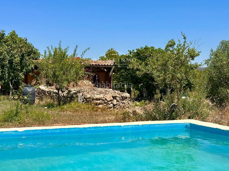 Foto 233808c8-3319-499d-8bbd-9728fb7bd6ff. Masia amb piscina a Perelló (El)