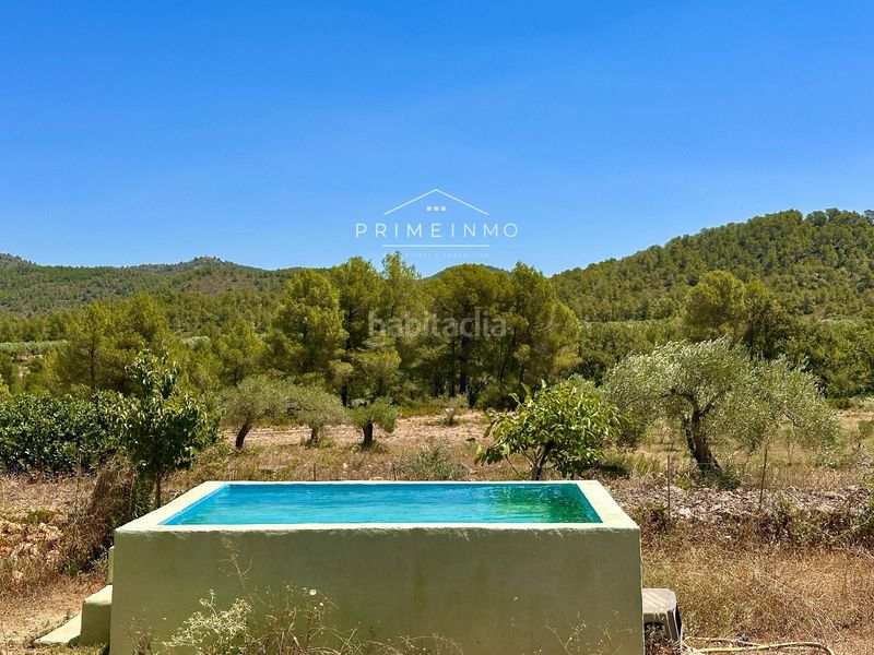 Foto cf872115-602d-4bec-b309-f63aa93c6c2c. Masia amb piscina a Perelló (El)